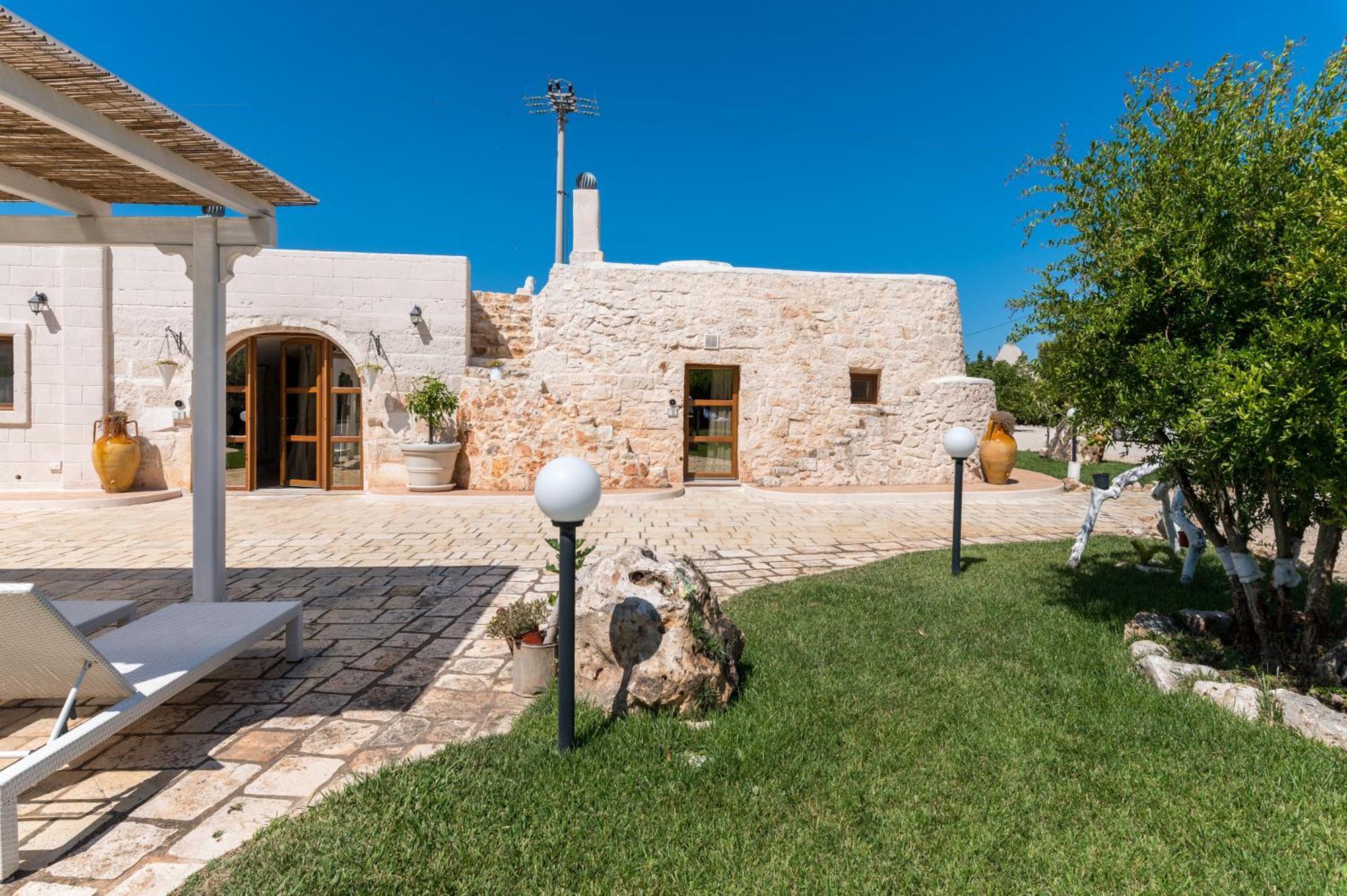 Hasamami Eco Trullo, Ostuni Luxury Suite Exterior photo